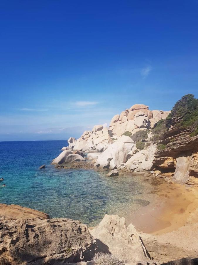 B&B Unique Art Santa Teresa Gallura Buitenkant foto